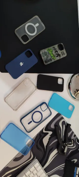 Fundas iPhone 12 (Varios colores)