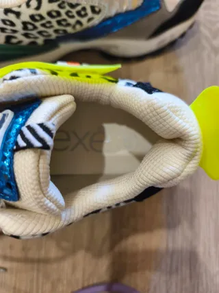 Zapatillas Exe nuevas, número 37