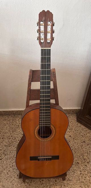 Guitarra Admira Juanita Clásica