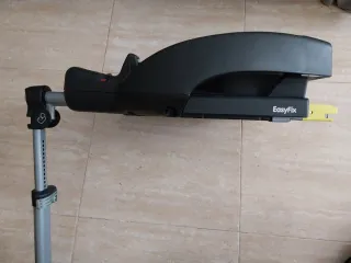 Maxi-Cosi Base EasyFix con Isofix