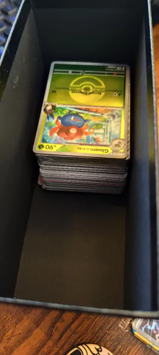 Caja ETB Pokémon Héroes Ascendentes