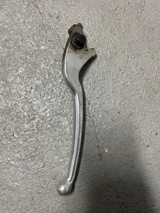 Guardabarros y maneta moto azul