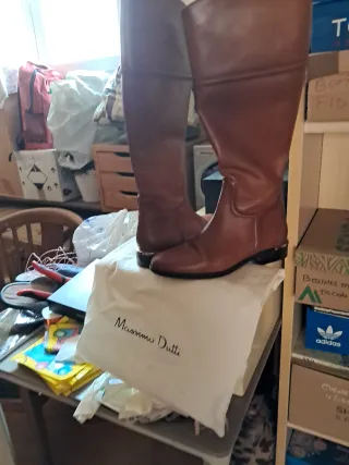 Botas de cuero marrón Massimo Dutti