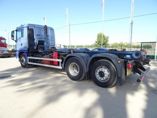 MAN TGS 26 480-CAMIONES GANCHO PORTACONTENEDOR