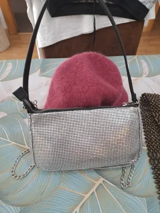 Conjunto vintage: bolso, cinturón y gorro