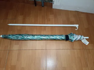 - Sombrilla de playa VINTAGE .! OFERTA .!!!