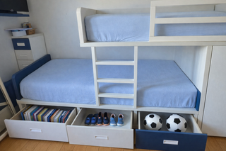 Litera infantil con armario y cajones