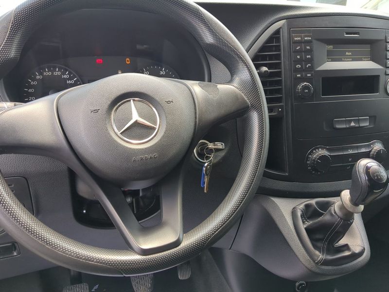 Mercedes-Benz Vito MIXTO 114 CDI Larga 2019, foto 10