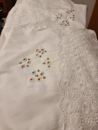Sábanas bordadas flores 135cm