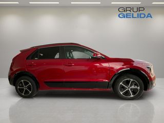 Kia Niro 1.6 GDi HEV 102kW (139CV) Drive