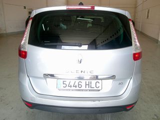 Renault Grand Scenic 2012