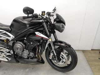 TRIUMPH STREET TRIPLE RS 2018 12349 kms.