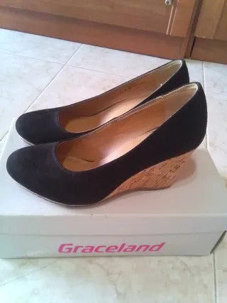 Zapatos de cuña Graceland negros