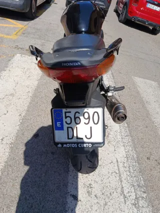 Honda CBF 500cc Naked Negra