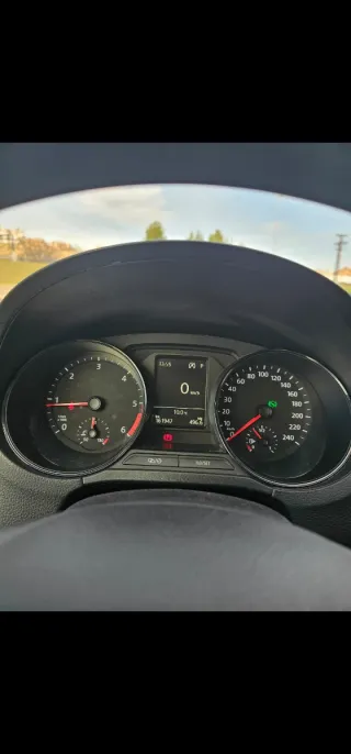 Volkswagen Polo 2016