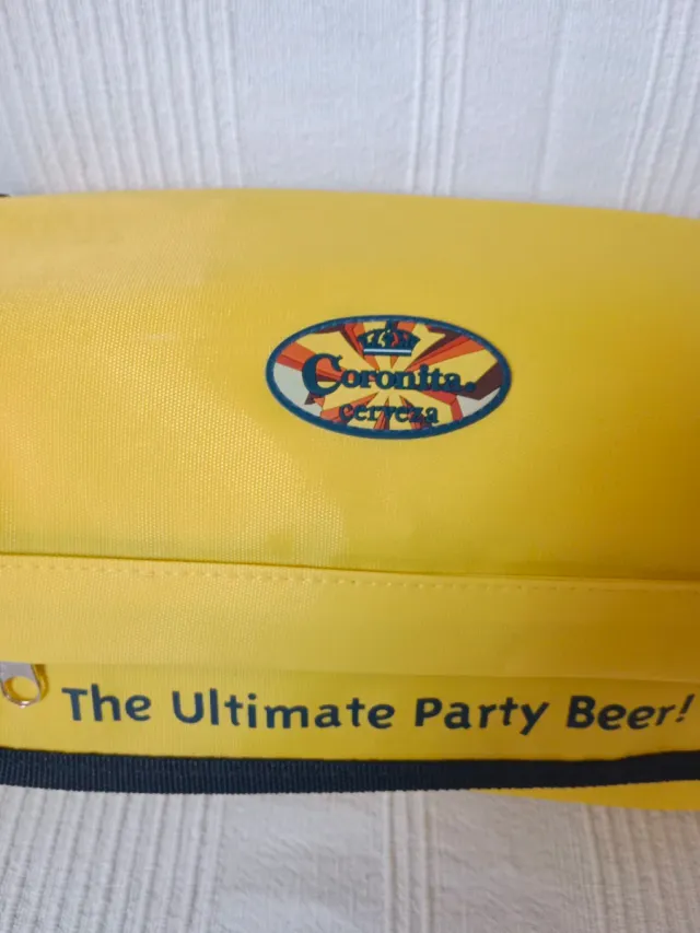 Neceser Coronita Amarillo y Negro