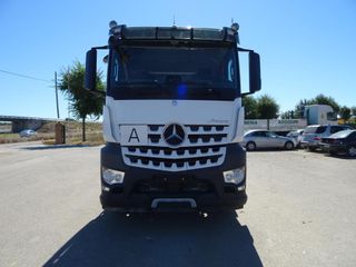 Mercedes AROCS 25 42-CAMIONES GANCHO PORTACONTENED