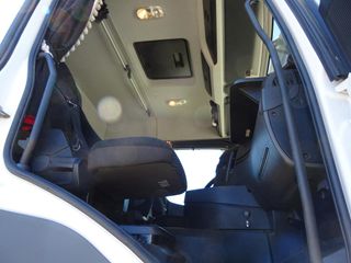 Mercedes AROCS 25 42-CAMIONES GANCHO PORTACONTENED