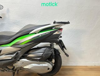 KAWASAKI J300