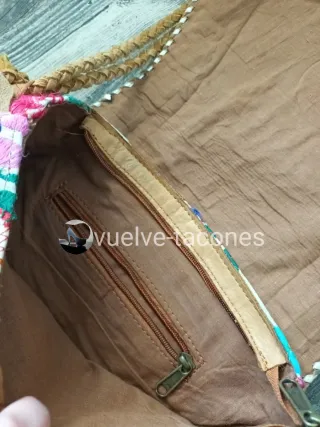 Bolso joya boho con bordados, abalorios y flecos ♡