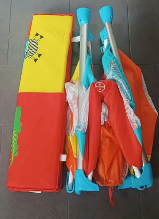 Parque corralito infantil con dibujos