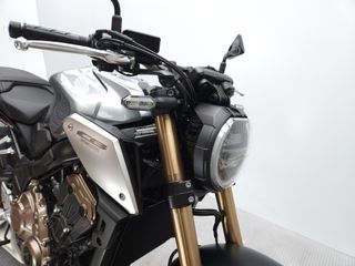 HONDA CB 650 R 2023 5992 kms.