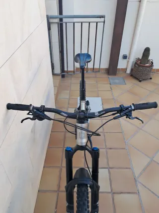 Commencal Meta SX V5 Talla M 2024