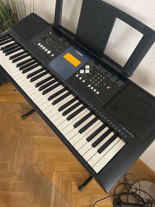 Teclado Yamaha PSR-E333 Negro