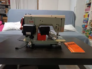 Máquina de coser Alfa Zig-Zag