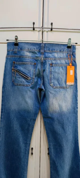 Jeans donna a zampa taglia 42/M