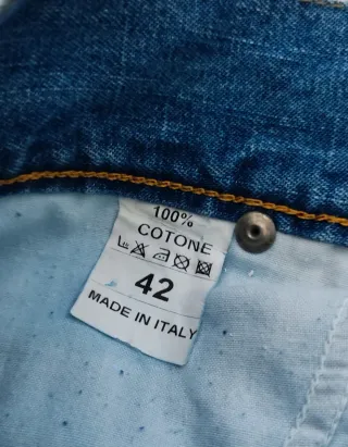 Jeans donna a zampa taglia 42/M