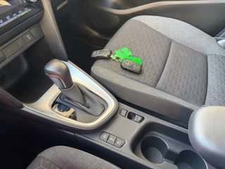 Toyota Yaris Cross 2023 / Garantia oficial incluid