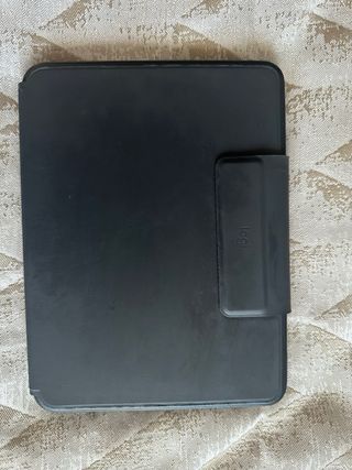 Teclado Logitech Slim Folio Pro iPad 11”