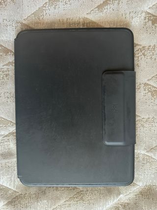 Teclado Logitech Slim Folio Pro iPad 11”