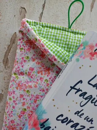 Funda para libro con botón