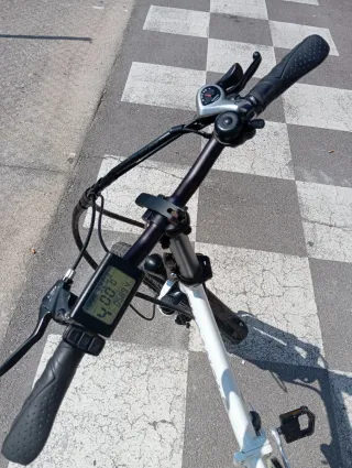 Bici Eléctrica Plegable Tucano Blanca