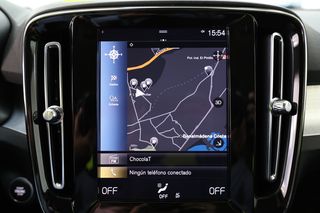 Volvo XC40 Momentum Pro T2 1.5 129CV Auto Azul