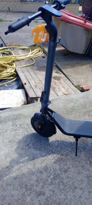 Patinete Cecotec Bongo casi nuevo