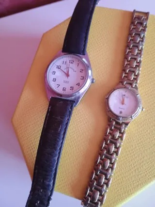 Lote 2 Relojes Lotus y Giorge Valentian
