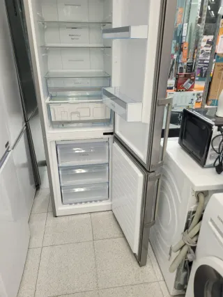 ☆Nevera Bosch 2,Cm Combi Garantía + Entrega☆