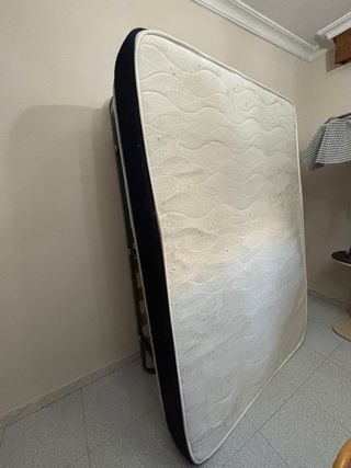 Somier metálico con láminas de madera