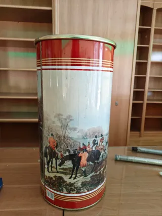 Paragüero metálico decorado