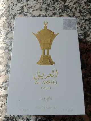 Scatole vuote di profumi vari solo su Wallapop