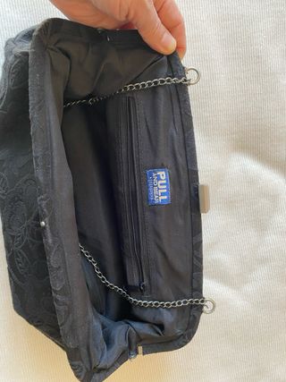 Bolso de tela negro con cadena Mide 32x20