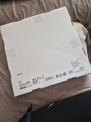 Ábaco de madera con cuentas de colores