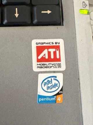 Portátil Fujitsu Siemens Emulador Vintage SSD