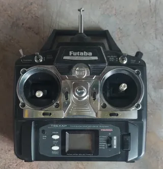 Helicóptero RC con emisoras y accesorios