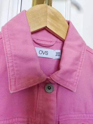 Cazadora vaquera rosa OVS. Talla 13-14 años 164 cm