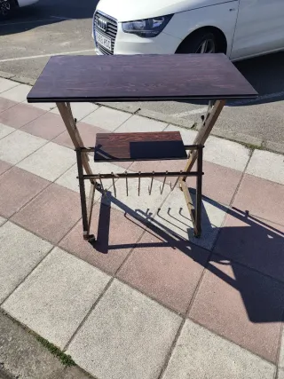 Mesa auxiliar vintage madera y metal