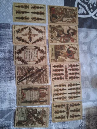 Barajas de cartas antiguas y modernas